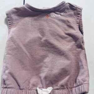 Carters sleeveless sweater top Size 6 months