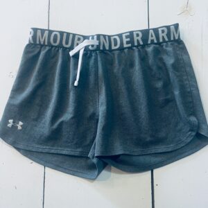 Under Armour Youth XL Loose Shorts