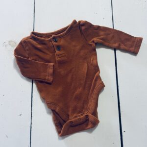 Old Navy Onesie 0/3 Months